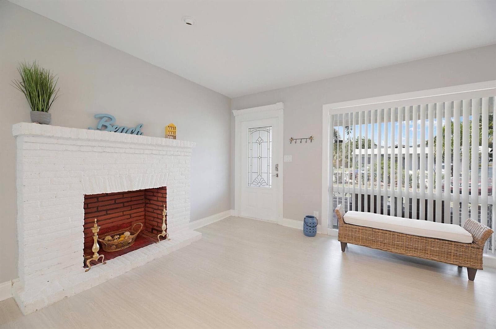 2740 SE 1st Court, Pompano Beach, FL 33062 — zdjęcie 5