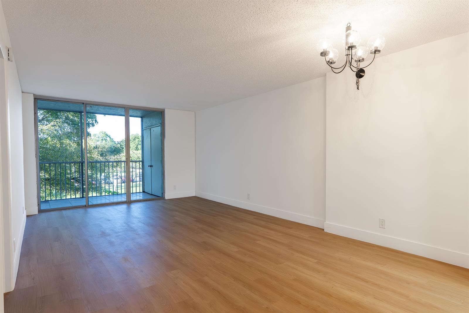 3121 NW 47th Terrace # 315, Lauderdale Lakes, FL 33319 — zdjęcie 5