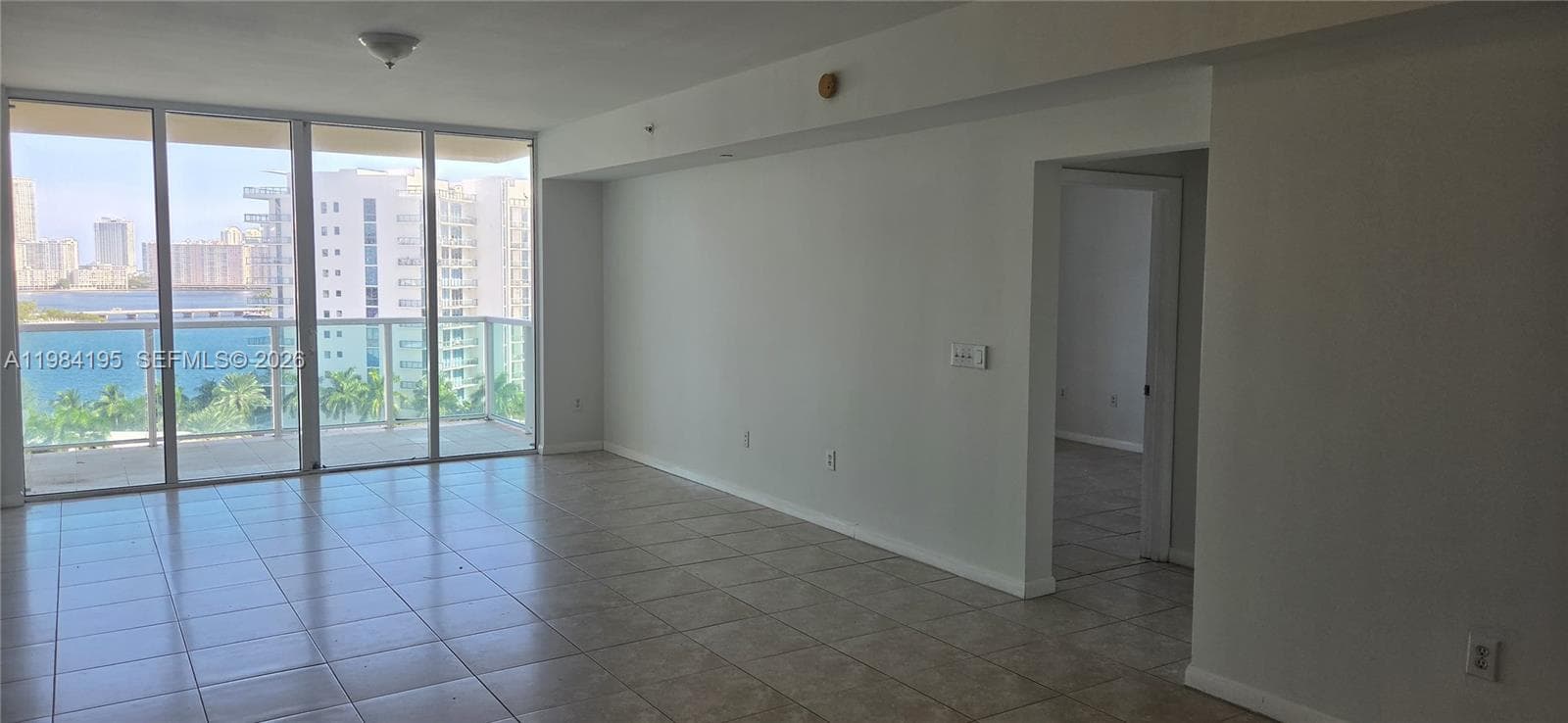 3330 NE 190th St # 1018, Aventura, FL 33180 — zdjęcie 4