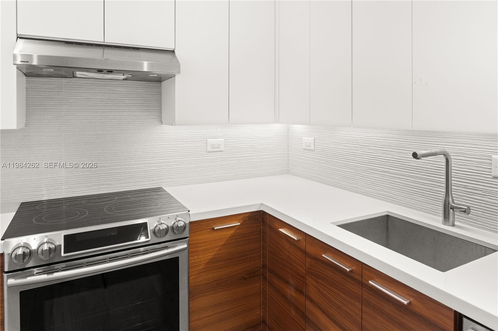5555 Collins Ave # 17J, Miami Beach, FL 33140 — zdjęcie 5