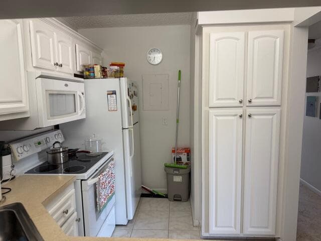 812 Sky Pine Way # D2, FL 33415 — zdjęcie 4