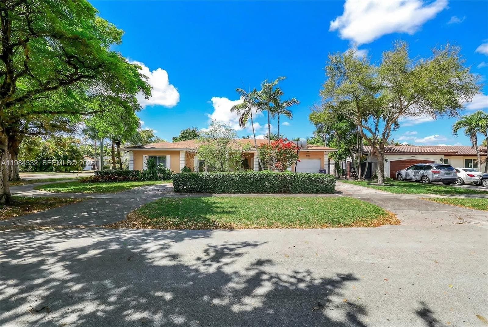 1800 Miami Springs Ave, Miami Springs, FL 33166 — zdjęcie 2