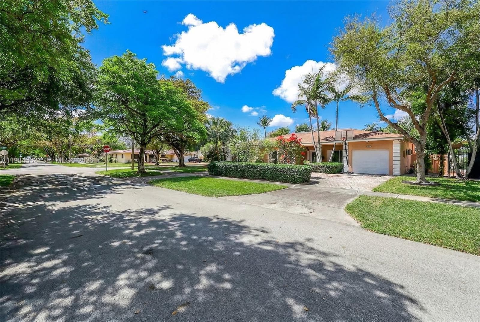 1800 Miami Springs Ave, Miami Springs, FL 33166 — zdjęcie 3