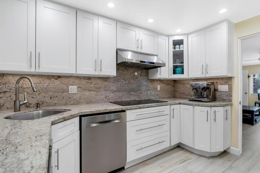 222 SW 7th St, Dania Beach, FL 33004 — zdjęcie 5