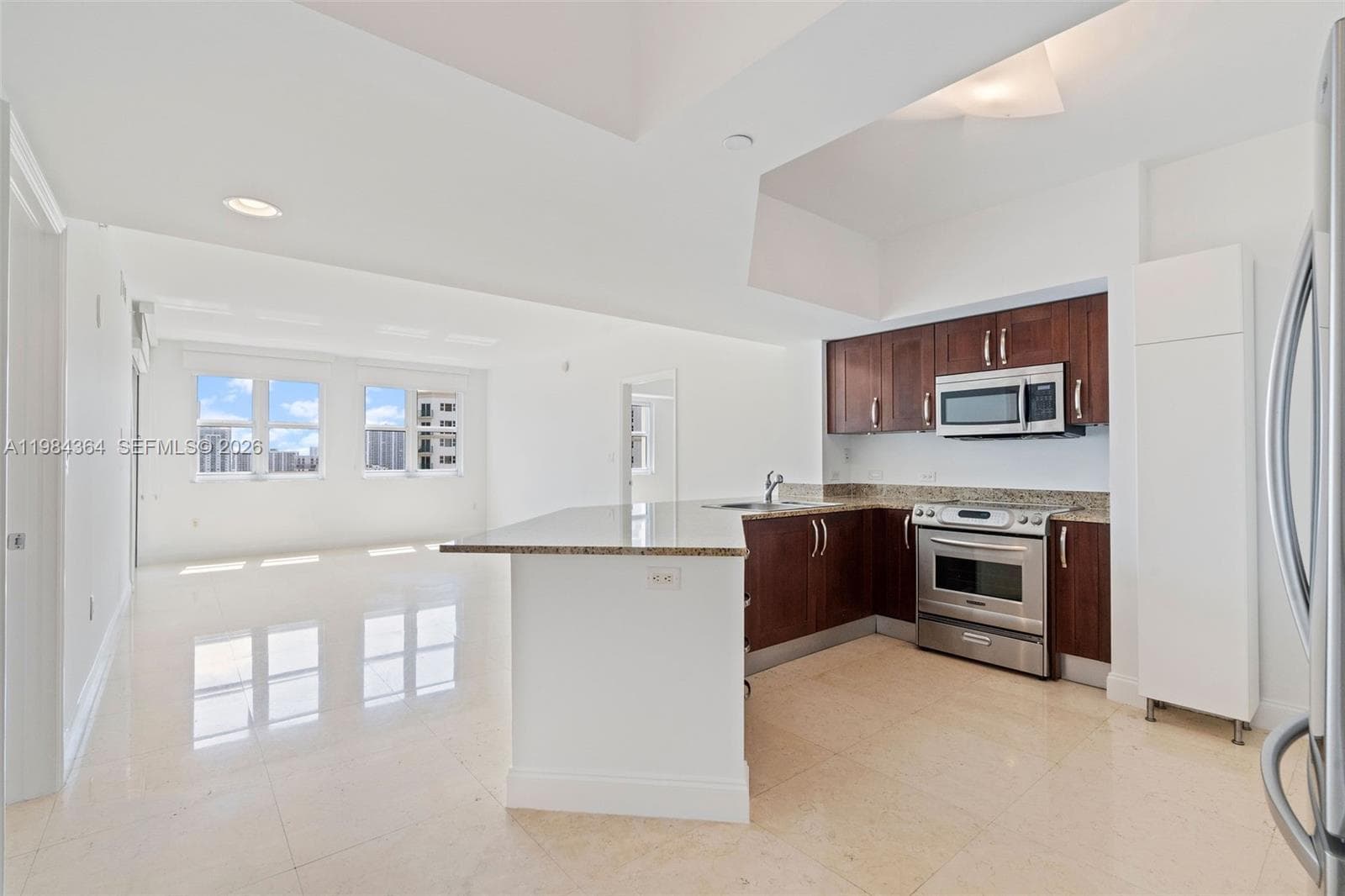 20000 E Country Club Dr # 1109, Aventura, FL 33180 — zdjęcie 5