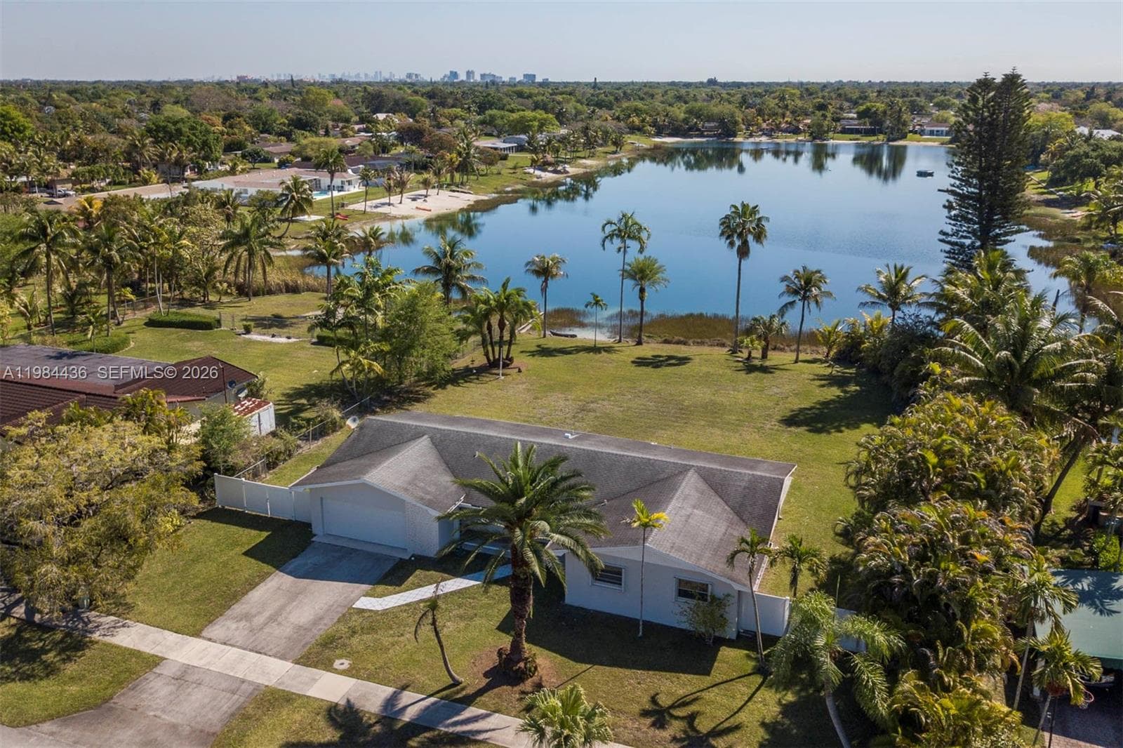 11807 SW 112th Ave, Miami, FL 33176 — zdjęcie 2