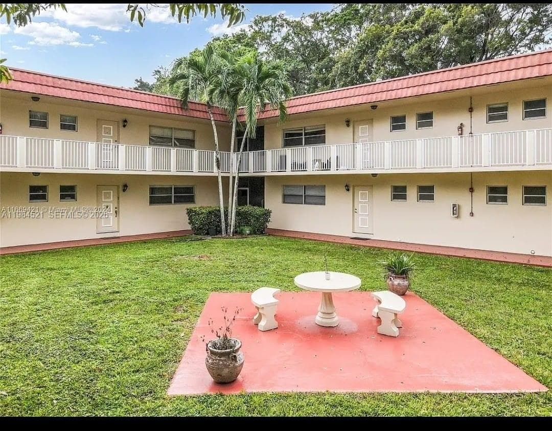 14901 SW 4th St # 14A, Pembroke Pines, FL 33027 — zdjęcie 2