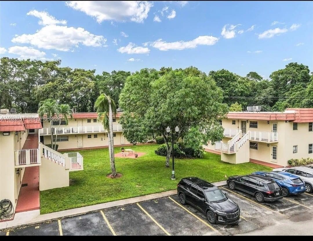 14901 SW 4th St # 14A, Pembroke Pines, FL 33027 — zdjęcie 4