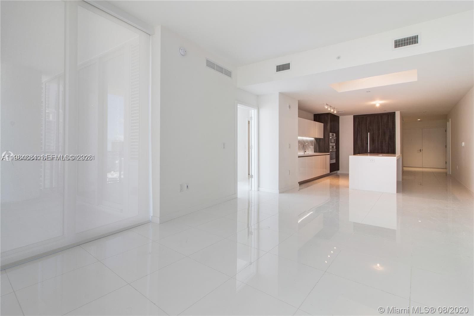 851 NE 1st Ave # 3601, Miami, FL 33132 — zdjęcie 4