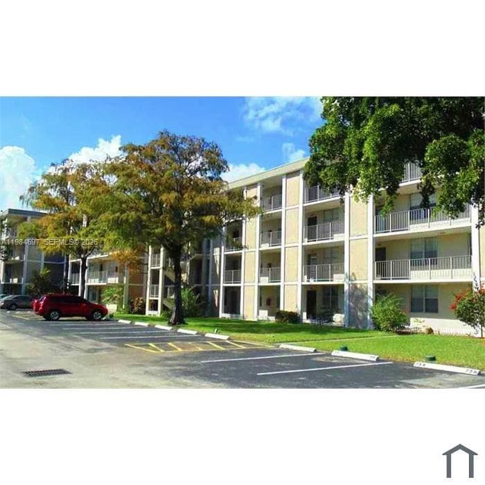 2998 NW 48th Ter # 326, Lauderdale Lakes, FL 33313