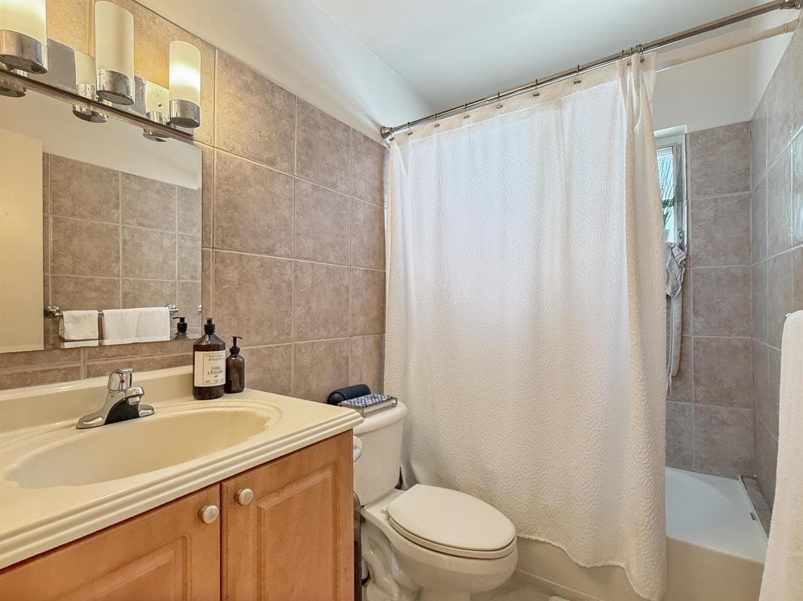 2607 NE 8th Avenue # #25, Wilton Manors, FL 33334 — zdjęcie 5
