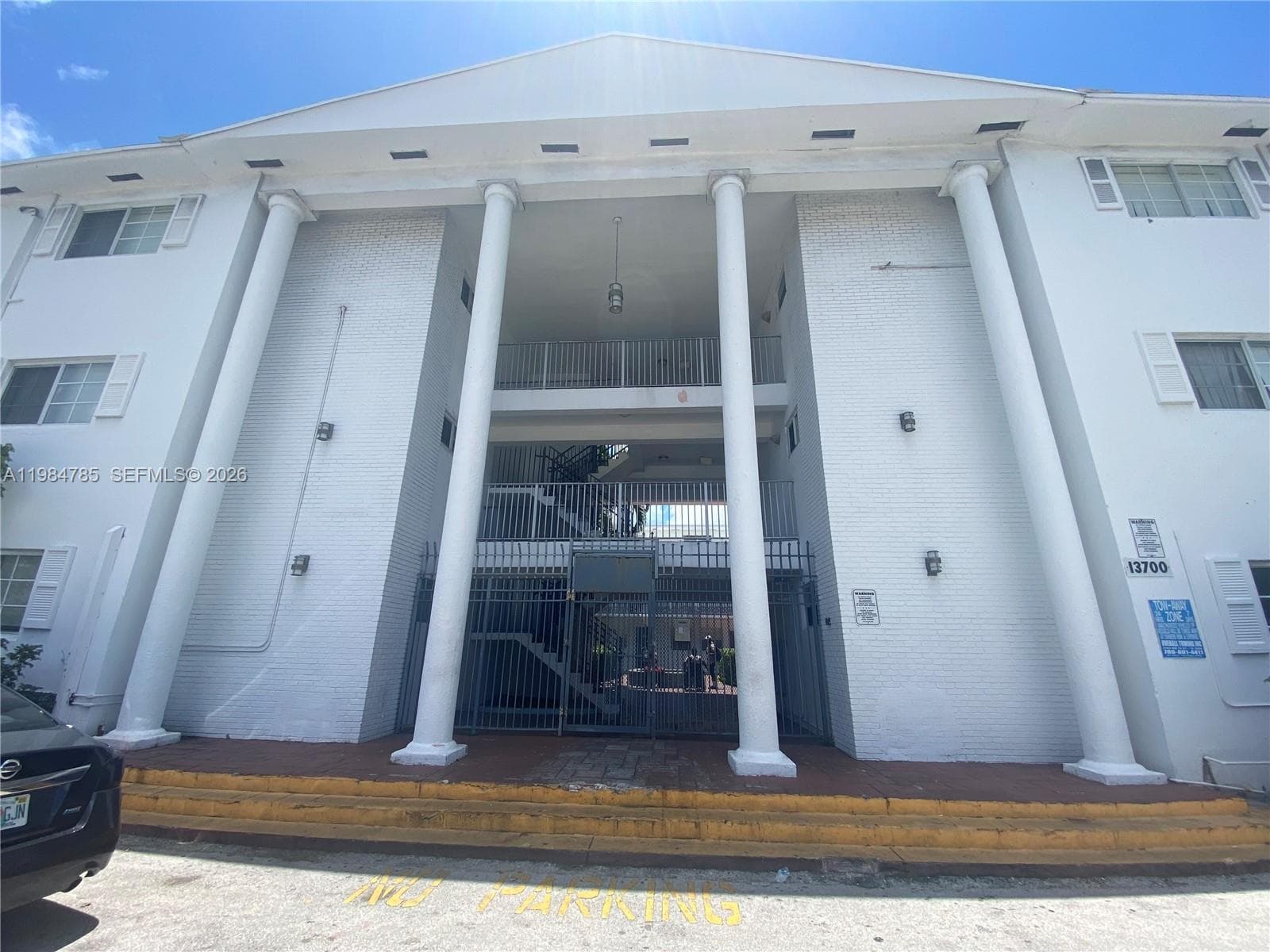 13700 NE 6th Ave # 209, North Miami, FL 33161