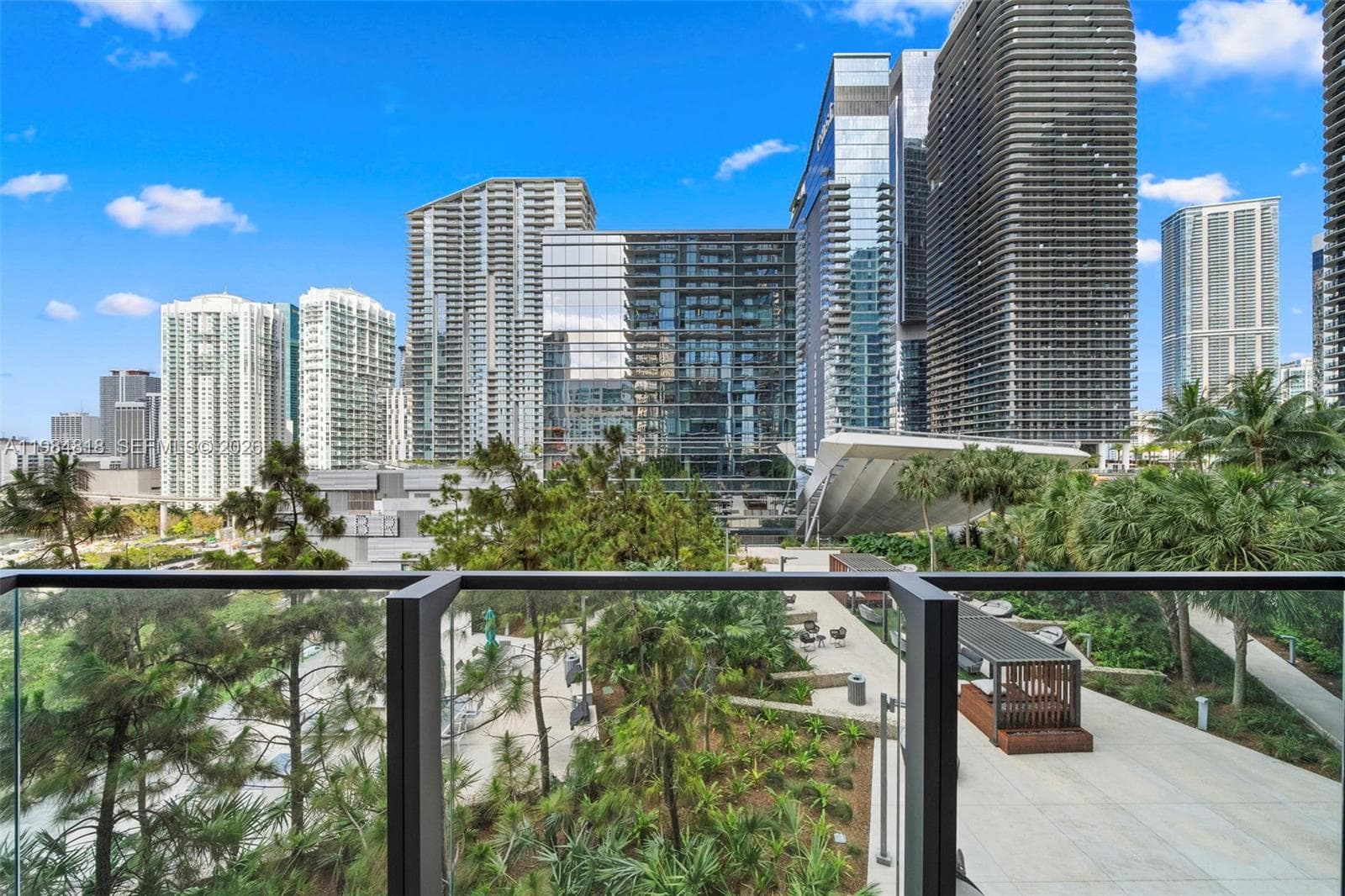 88 SW 7th St # 809, Miami, FL 33130 — zdjęcie 2