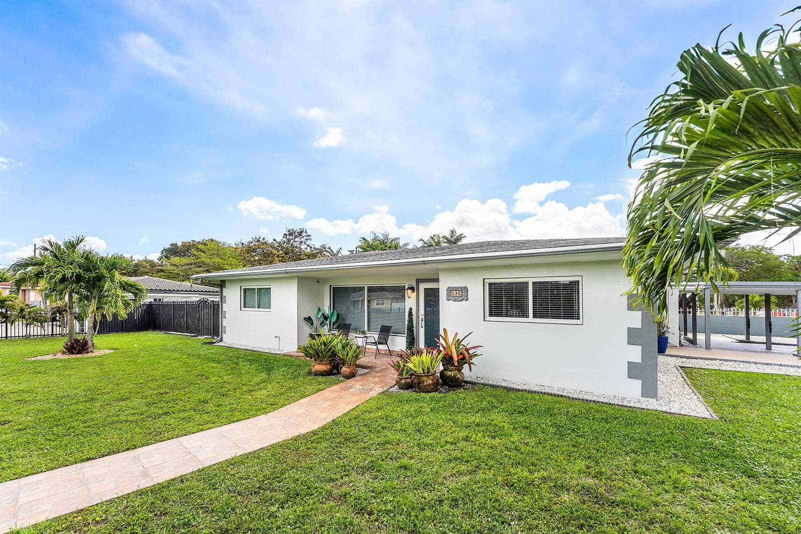 590 NW 126th Street, North Miami, FL 33168 — zdjęcie 2