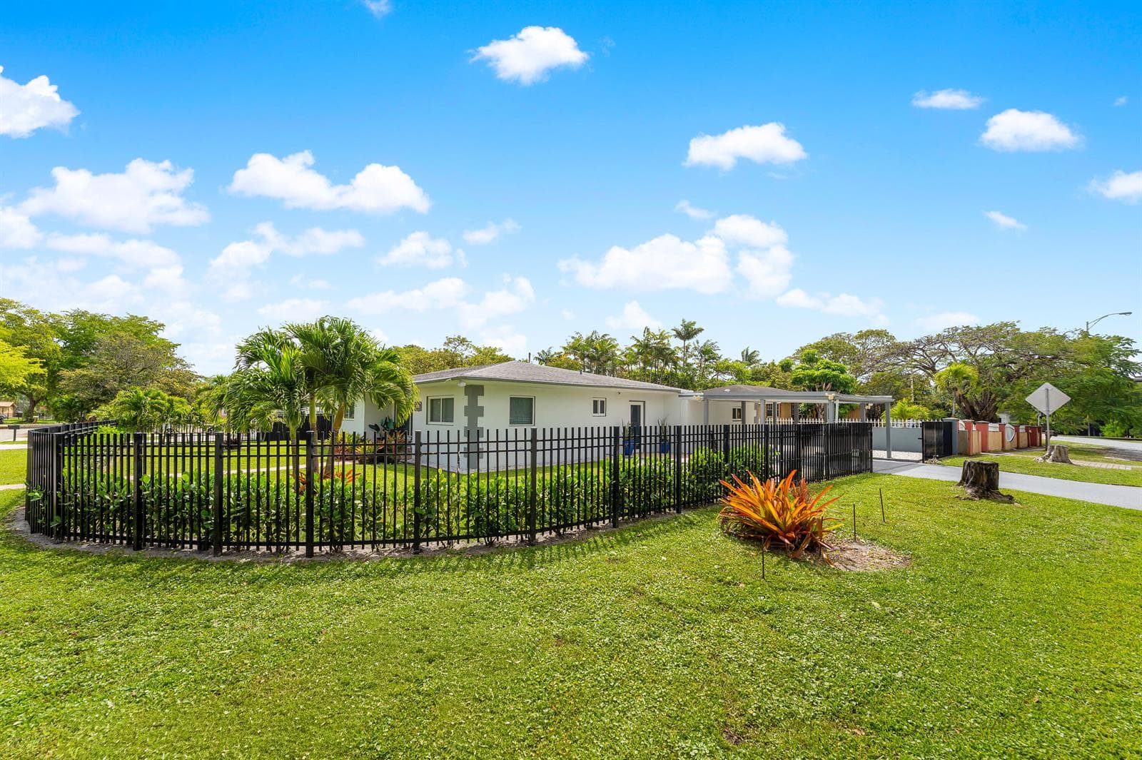 590 NW 126th Street, North Miami, FL 33168 — zdjęcie 5