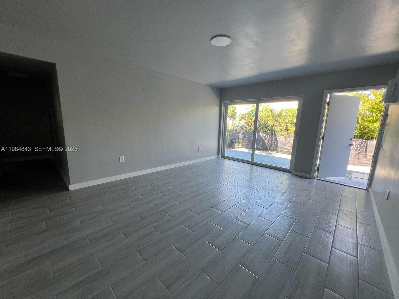 161 NE 117th St, Miami, FL 33161 — zdjęcie 5