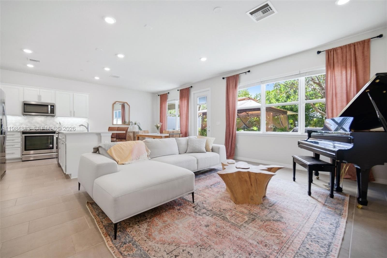 1628 Myrtle Oak Ter, Hollywood, FL 33021 — zdjęcie 4
