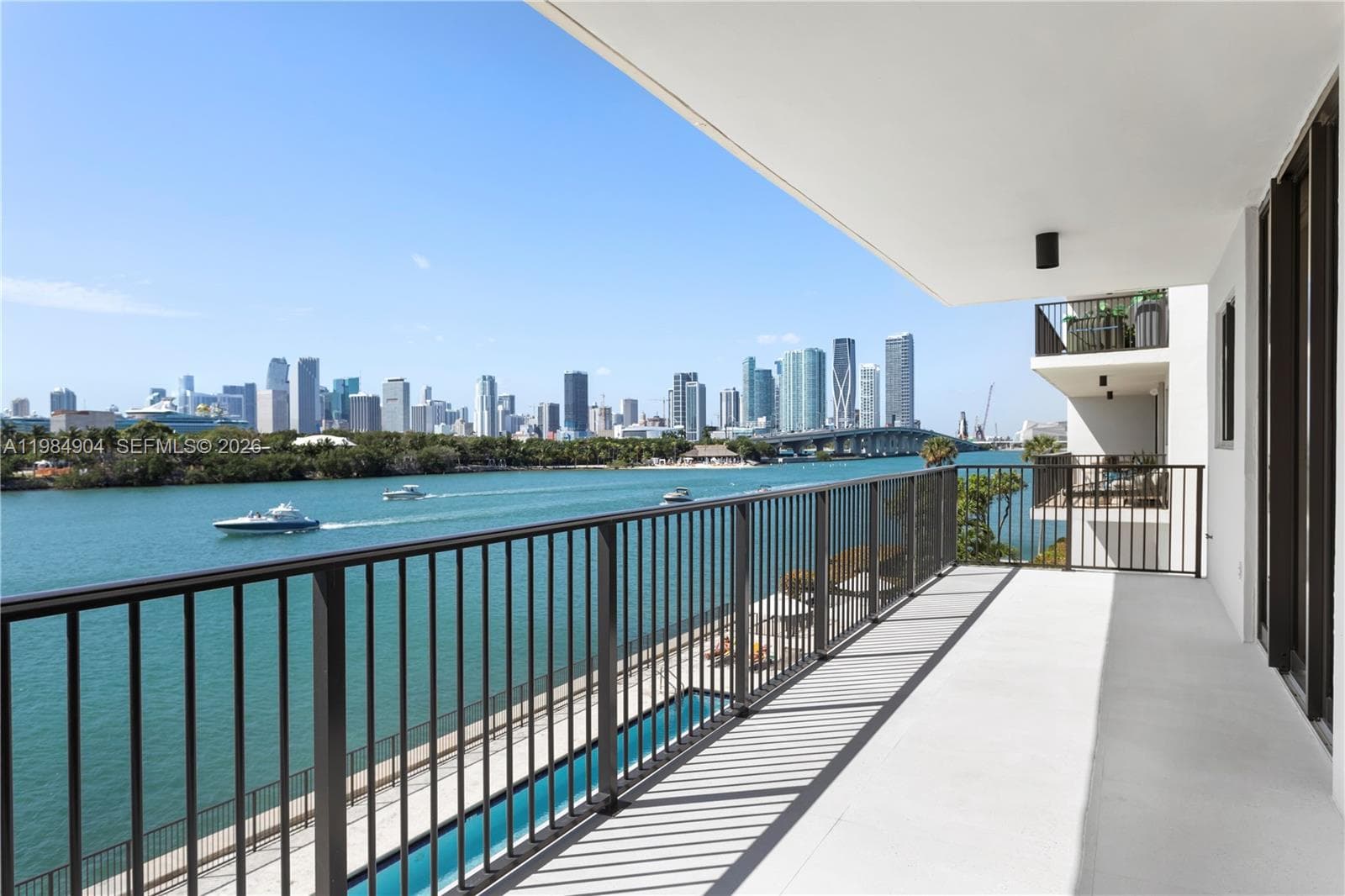 1000 Venetian Way # 303, Miami, FL 33139 — zdjęcie 2