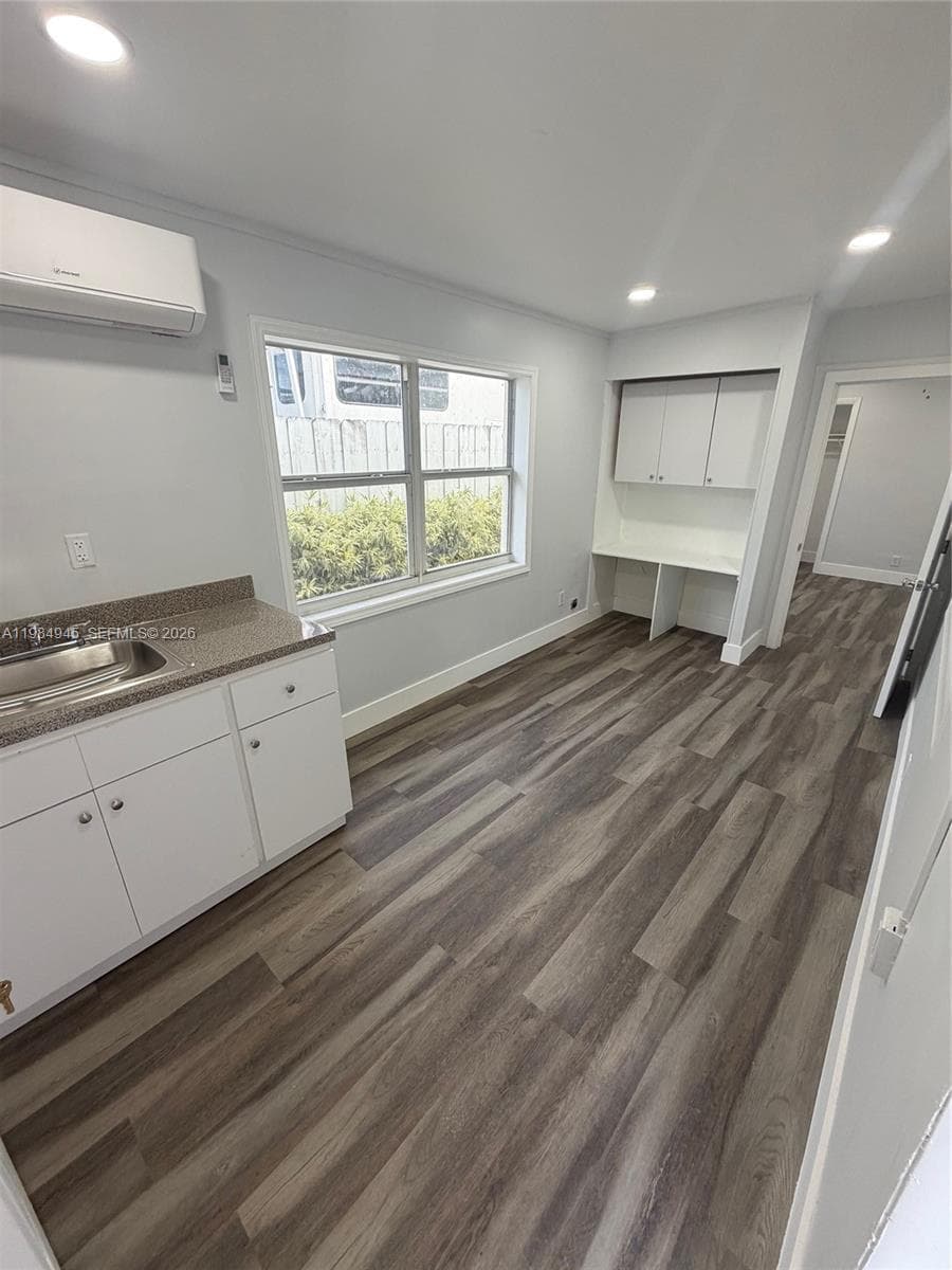 531 NE 58th St # 3, Oakland Park, FL 33334