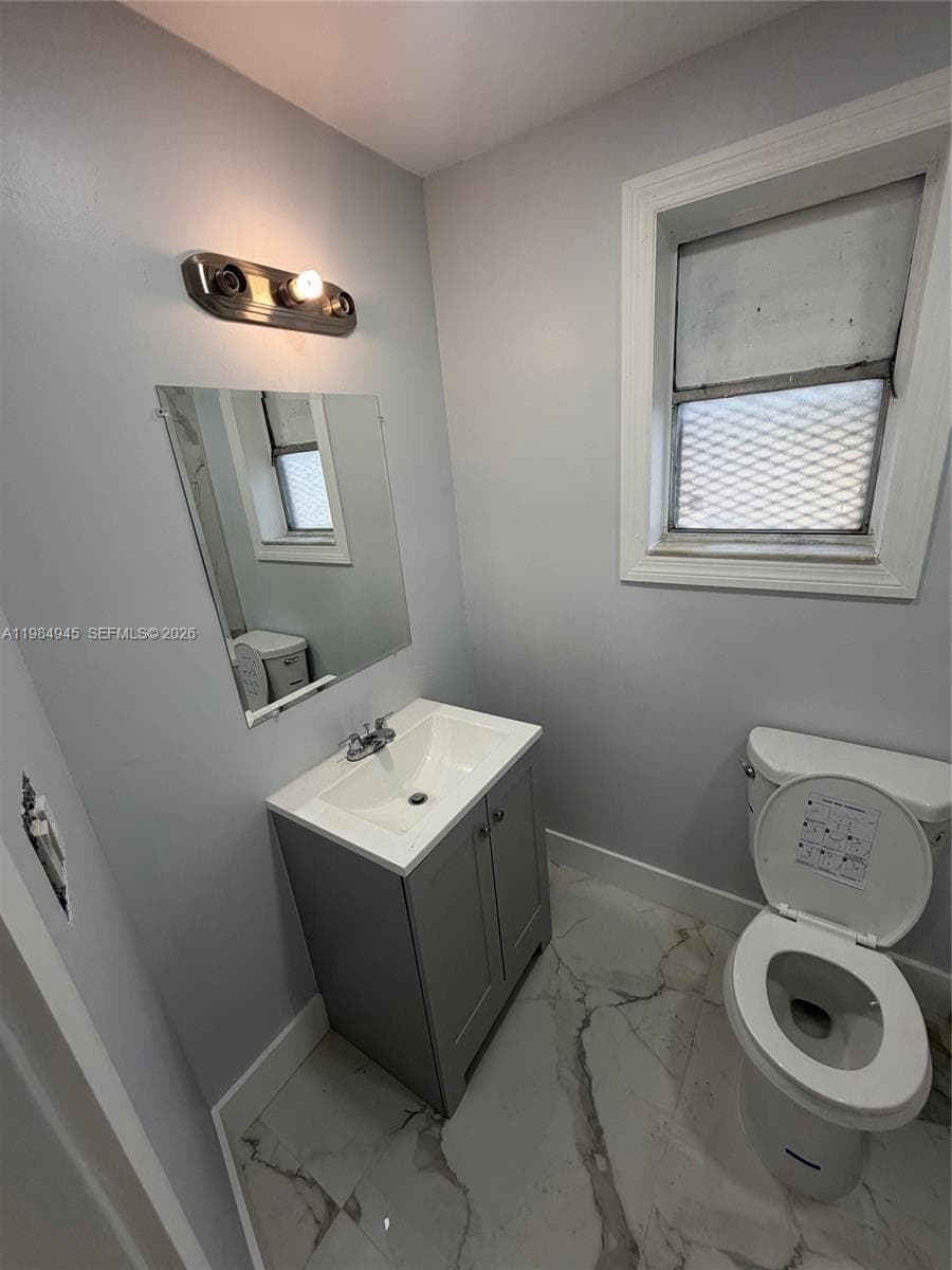 531 NE 58th St # 3, Oakland Park, FL 33334 — zdjęcie 4