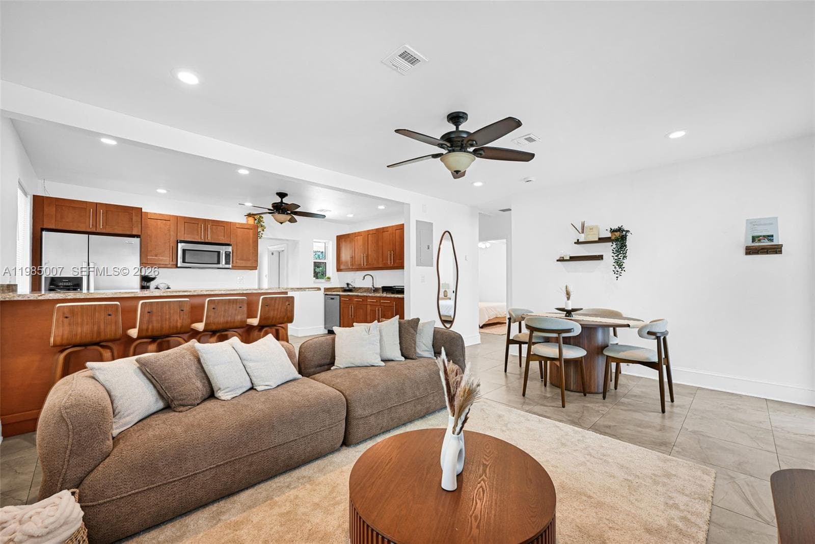 1328 N Andrews Ave, Fort Lauderdale, FL 33311 — zdjęcie 2