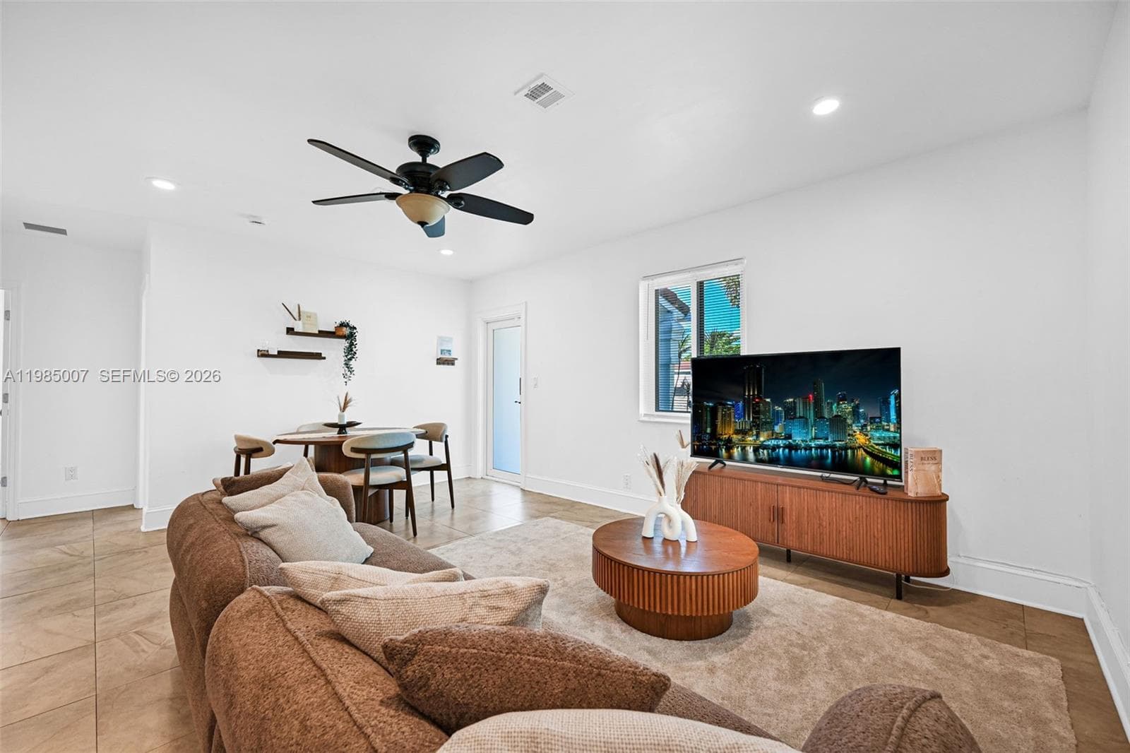 1328 N Andrews Ave, Fort Lauderdale, FL 33311 — zdjęcie 4
