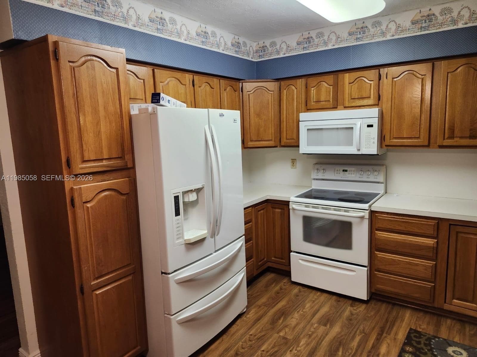 690 NW 19th St, Homestead, FL 33030 — zdjęcie 3