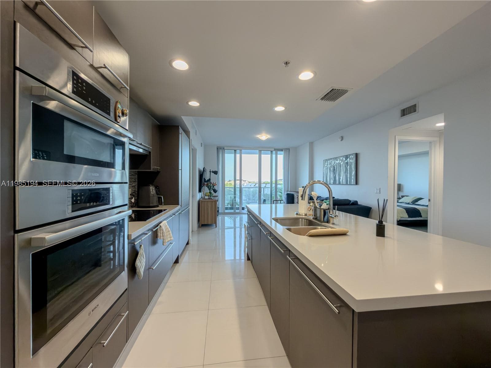 7825 NW 107th Ave # 301, Doral, FL 33178 — zdjęcie 3