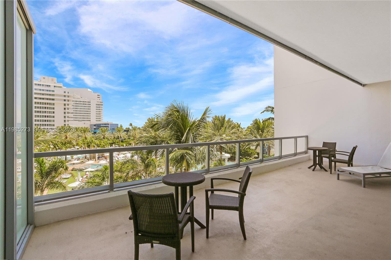 4391 Collins Ave # 307, Miami Beach, FL 33140 — zdjęcie 2