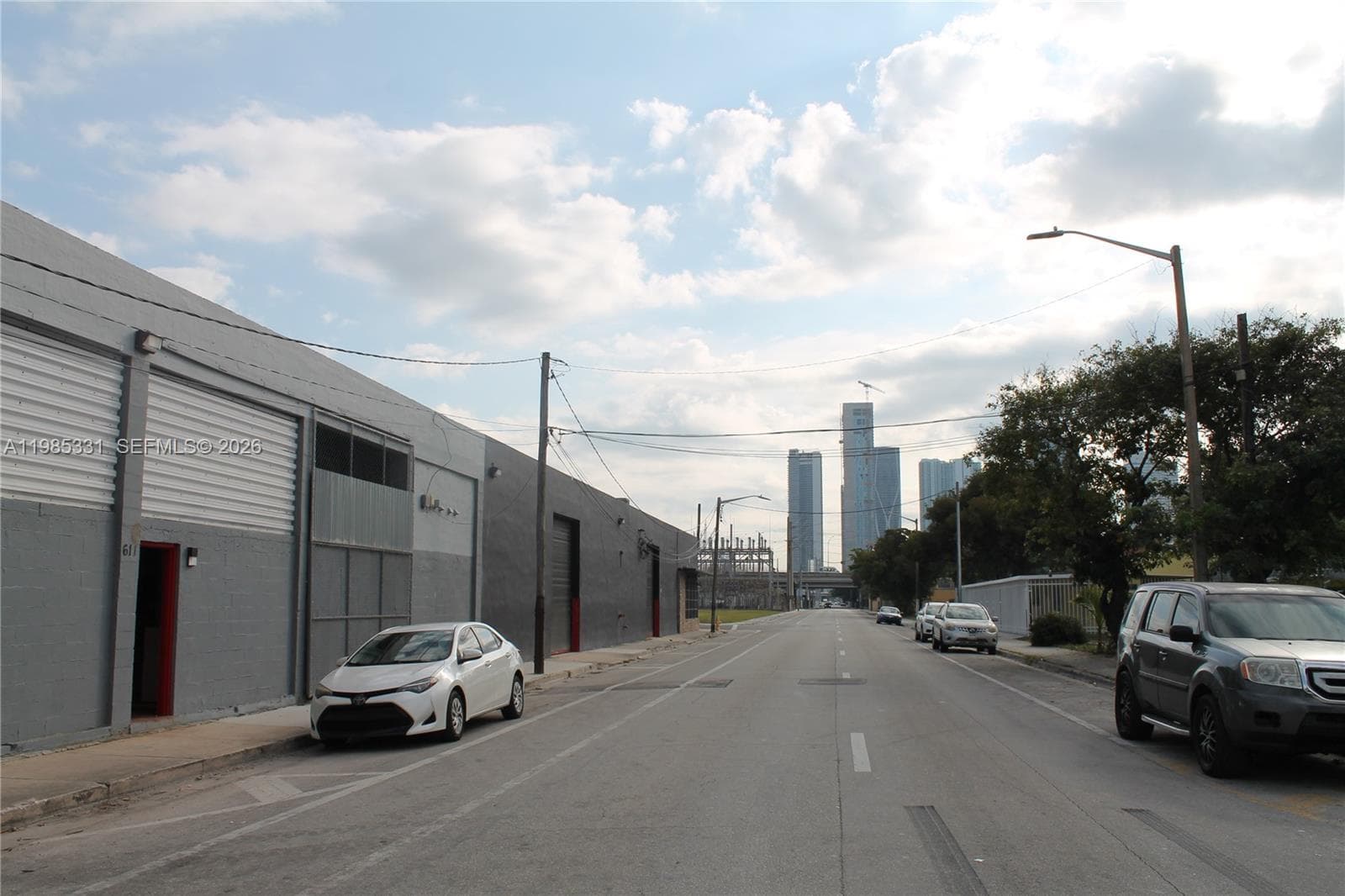 611 NW 11th St, Miami, FL 33136 — zdjęcie 3