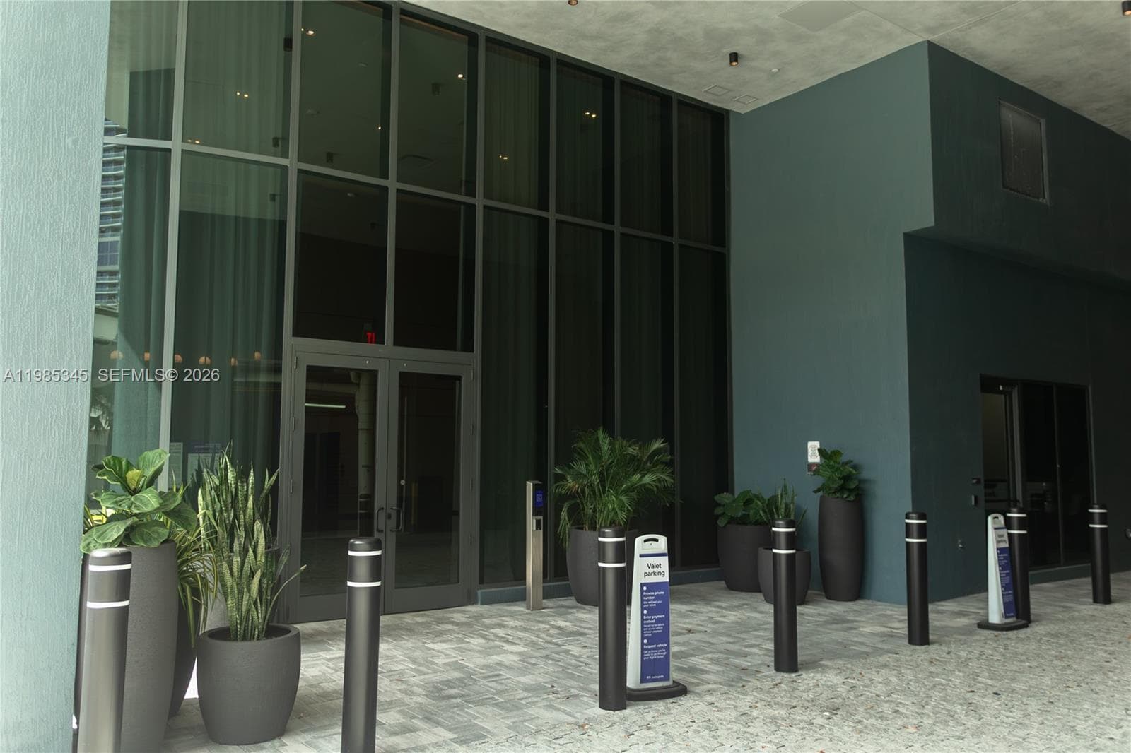 121 NE 5th St # 2211, Miami, FL 33132 — zdjęcie 3
