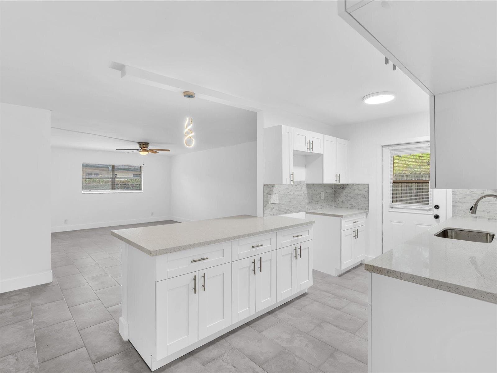 7430 Kimberly Boulevard # 102d, North Lauderdale, FL 33068 — zdjęcie 4