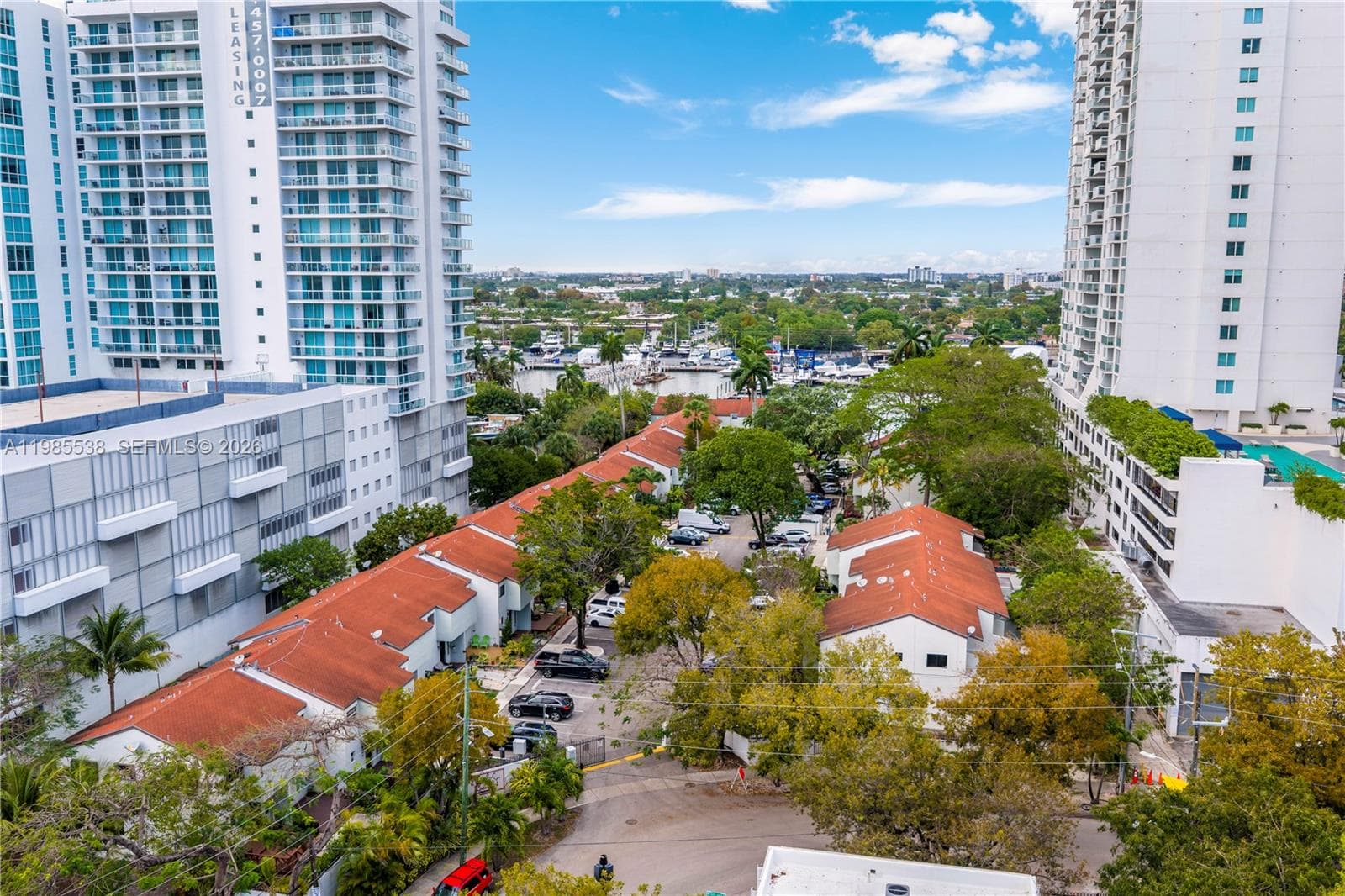 1901 NW S River Dr # 30C, Miami, FL 33125 — zdjęcie 5