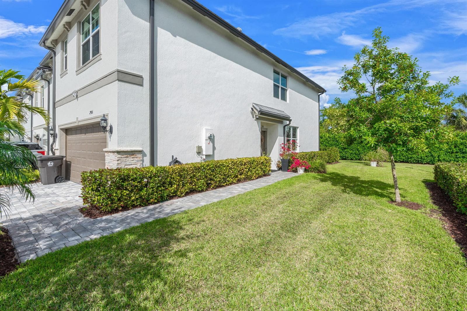 2906 Olivia Avenue, Lauderdale Lakes, FL 33311 — zdjęcie 3