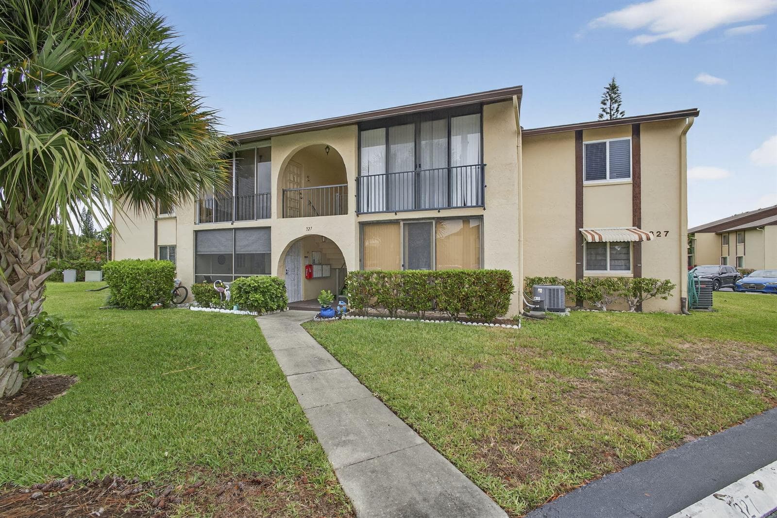 327 Pine Ridge Circle # A-1, FL 33463 — zdjęcie 2