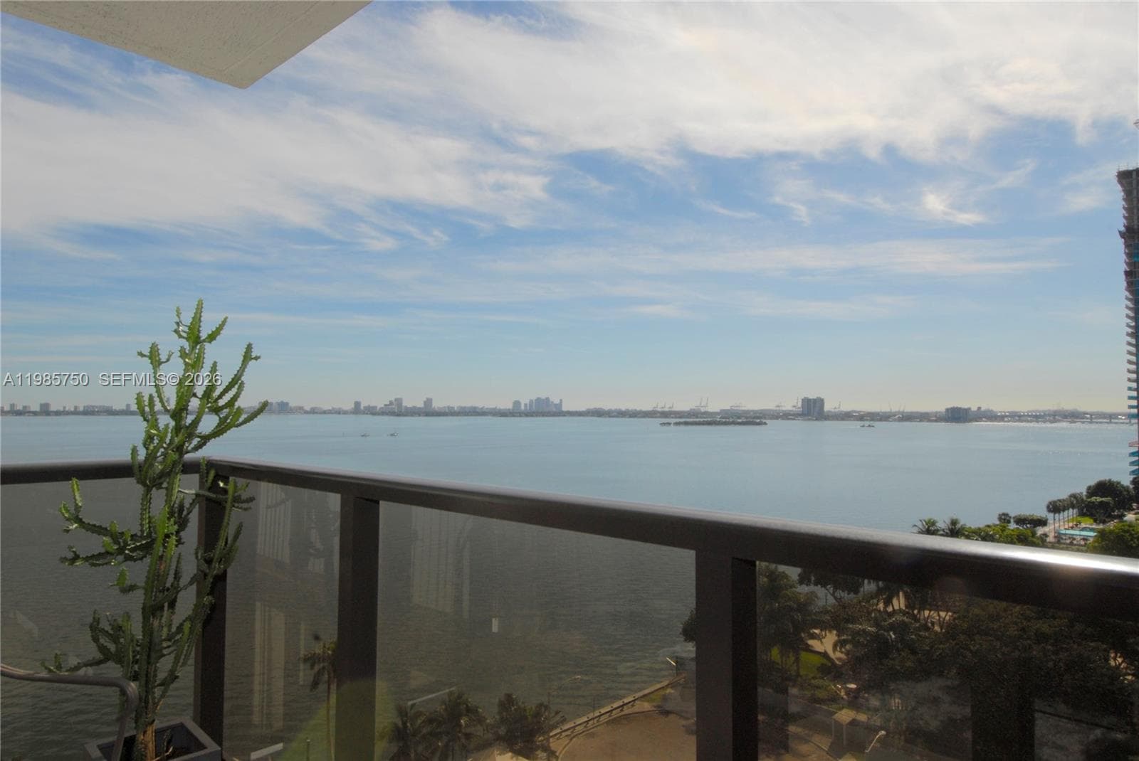 600 NE 36th St # 1212, Miami, FL 33137 — zdjęcie 2