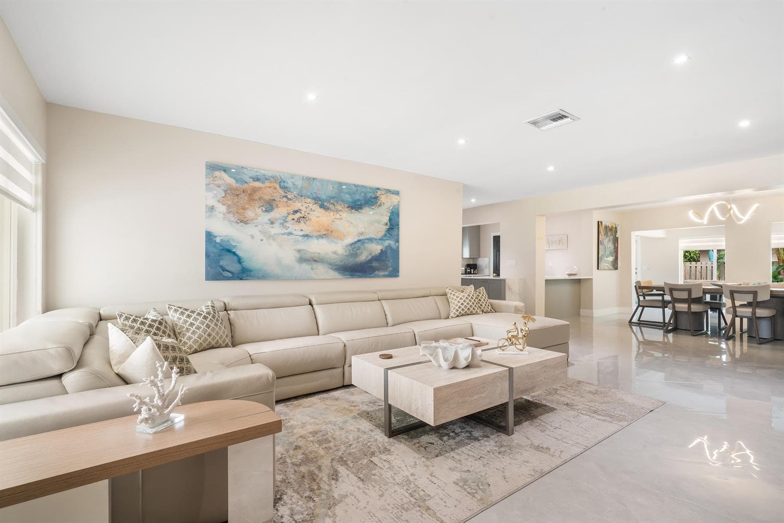 4760 NE 17th Avenue, Oakland Park, FL 33334 — zdjęcie 2