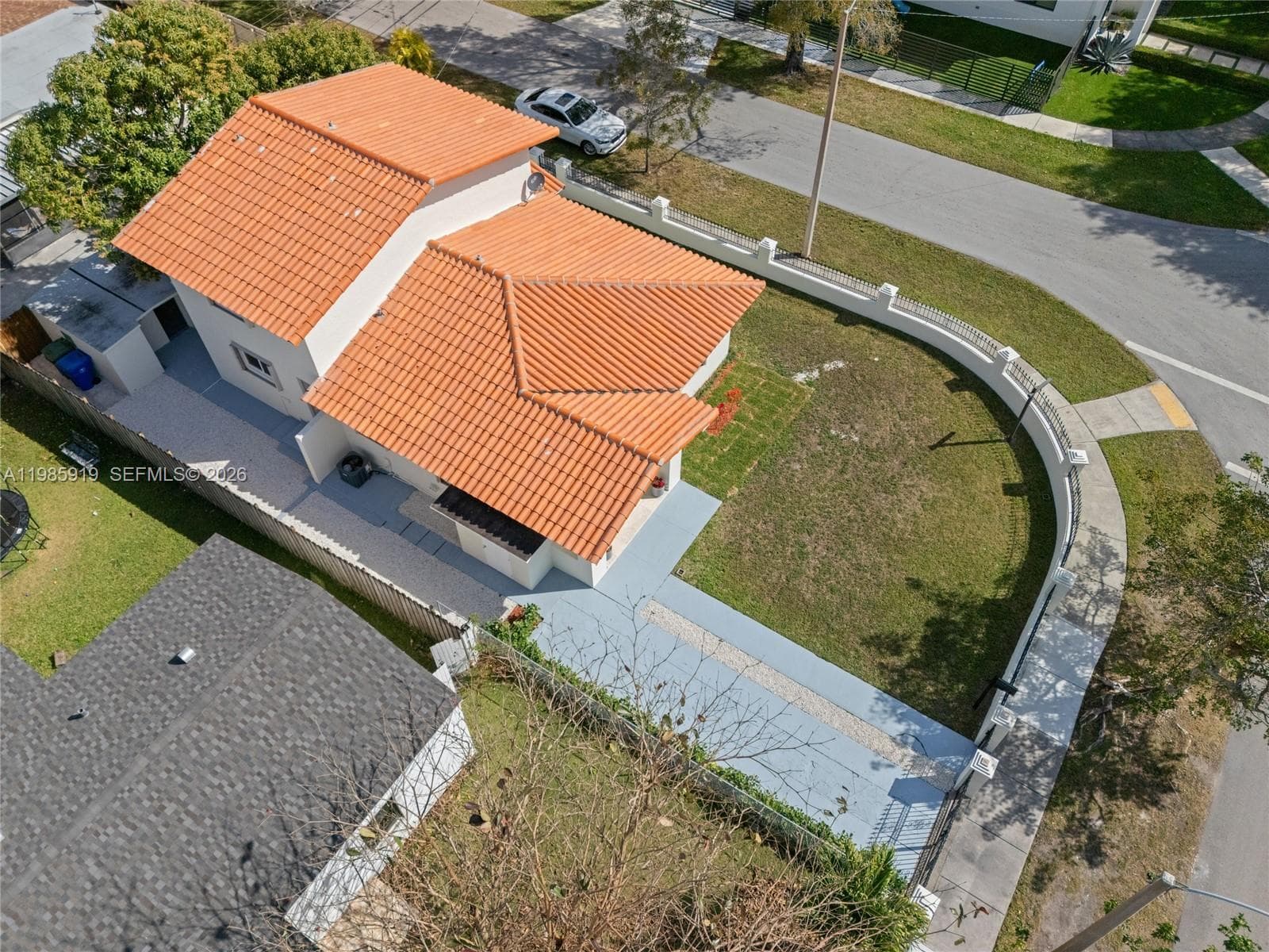 5251 SW 6th St, Miami, FL 33134 — zdjęcie 2