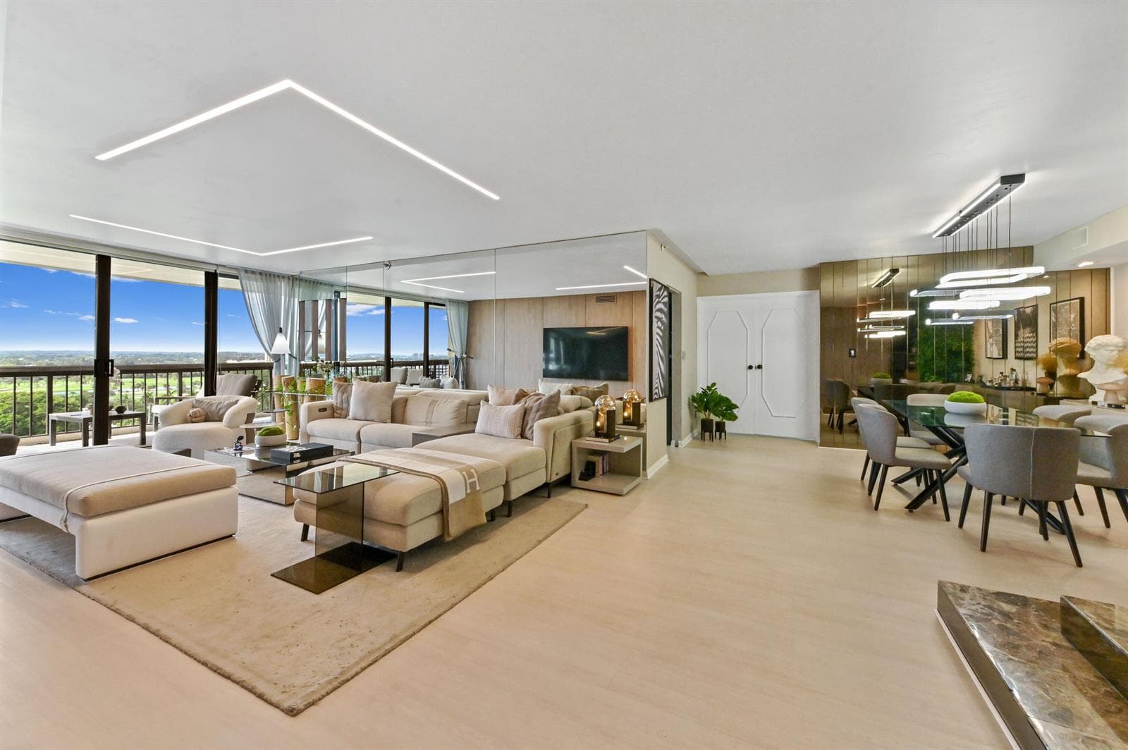 1900 Consulate Place # 1205, West Palm Beach, FL 33401 — zdjęcie 2