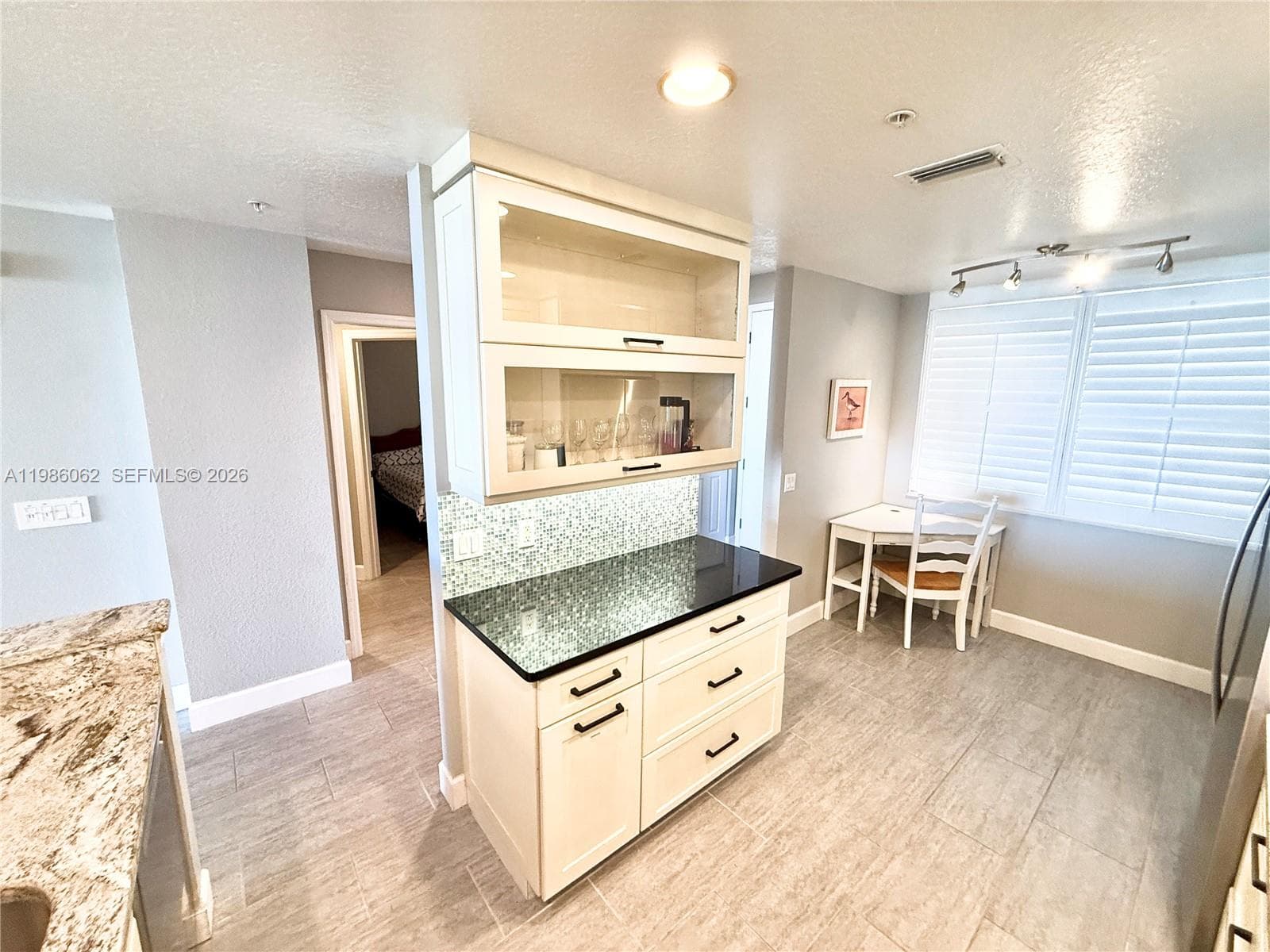 13313 GASPARILLA RD # C402, Other City - In The State Of Florida, FL 33946 — zdjęcie 5