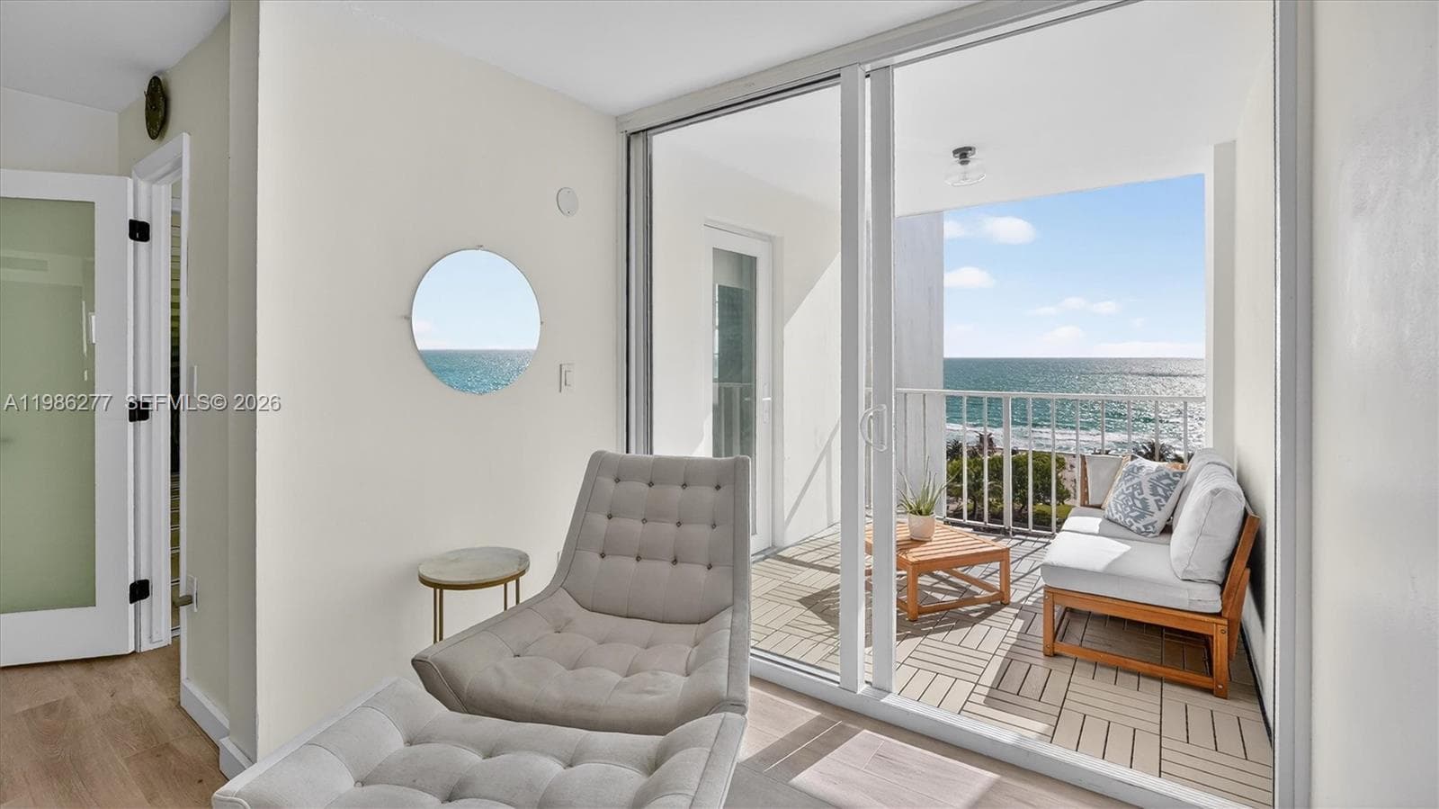 6450 Collins Ave # 903, Miami Beach, FL 33141 — zdjęcie 2