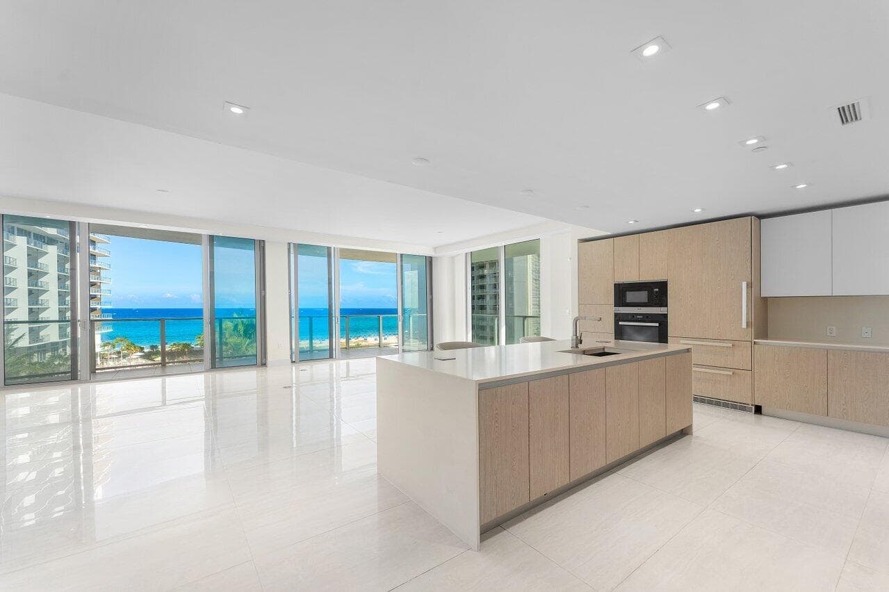 3100 N Ocean Drive # P705, Riviera Beach, FL 33404 — zdjęcie 4
