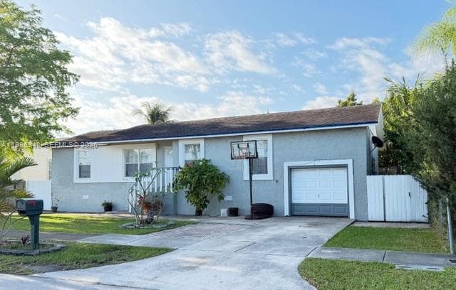 9770 SW 210th St, Cutler Bay, FL 33189 — zdjęcie 3