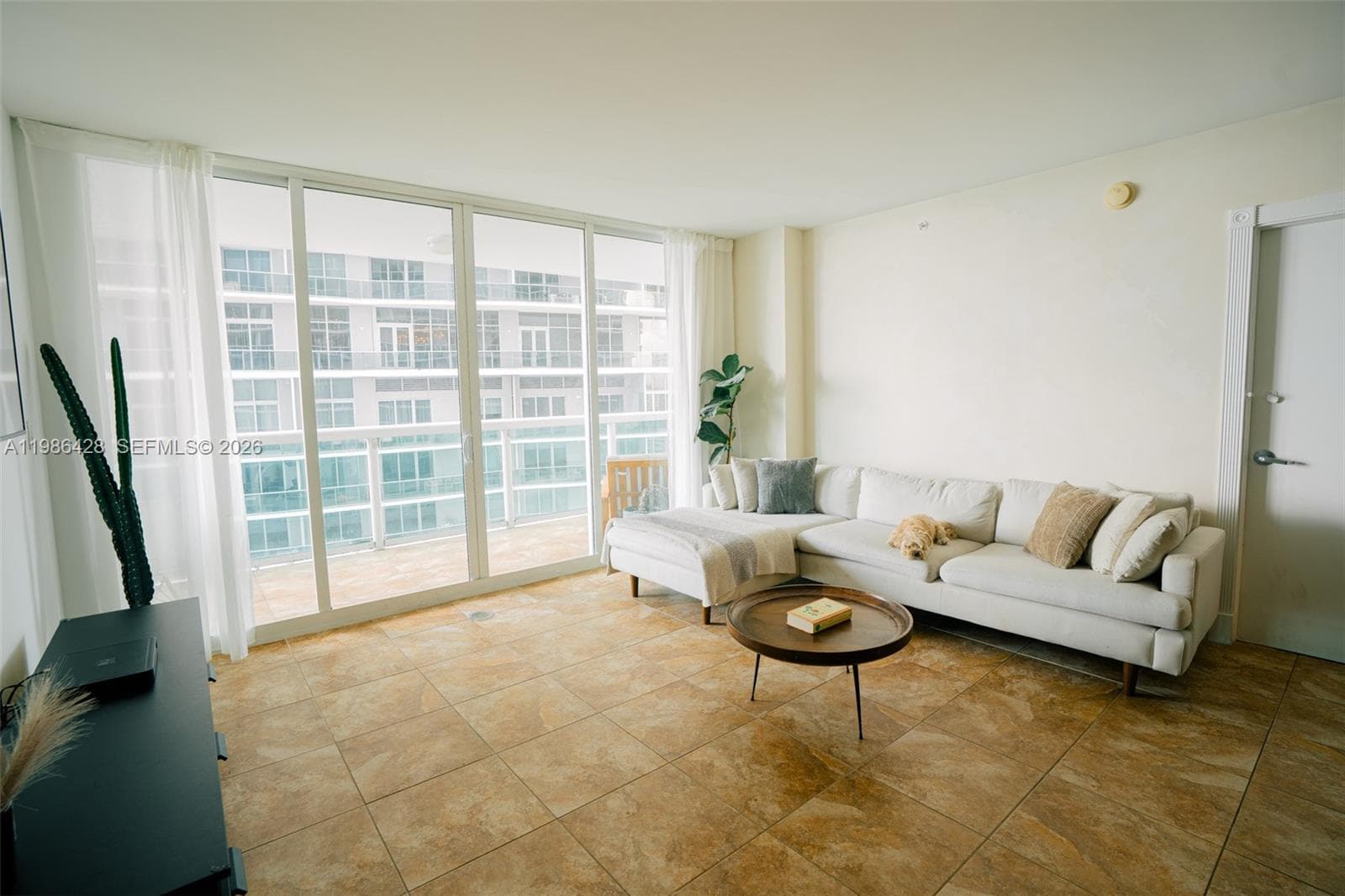 1800 N Bayshore Dr # 1412, Miami, FL 33132 — zdjęcie 3