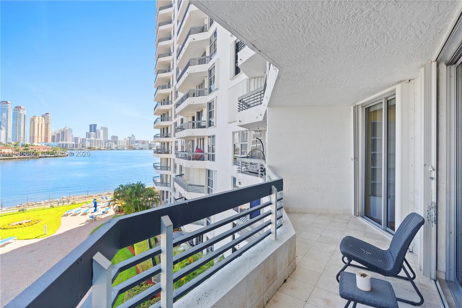 19101 NE 36th Ct # 409, Aventura, FL 33180 — zdjęcie 2