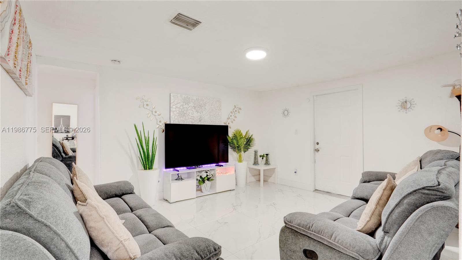 10529 NW 35th Ave, Miami, FL 33147 — zdjęcie 5