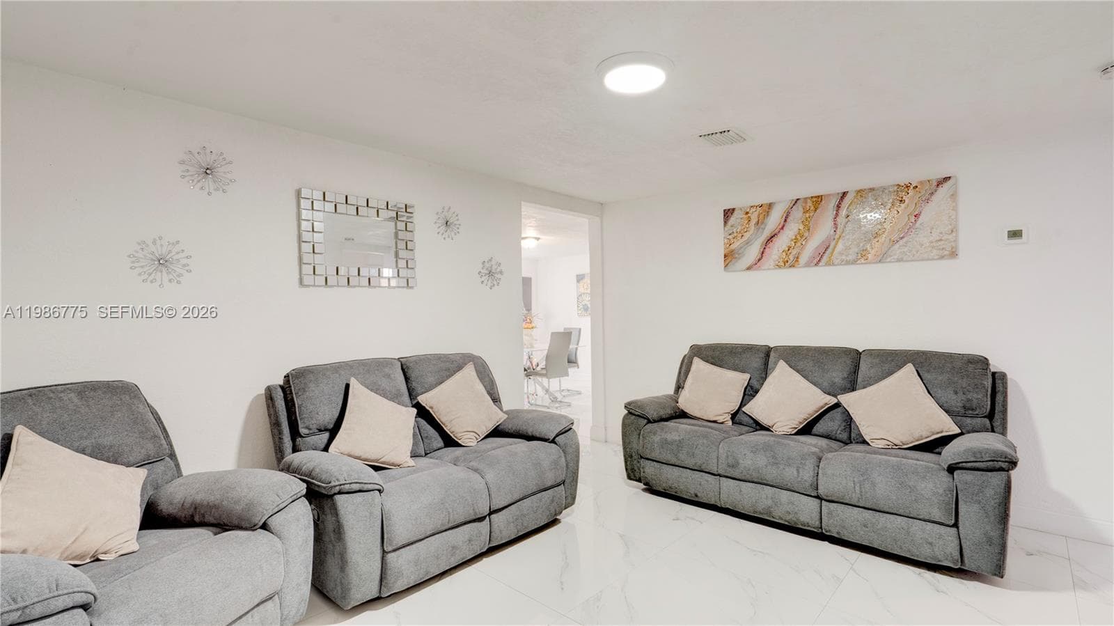 10529 NW 35th Ave, Miami, FL 33147 — zdjęcie 4