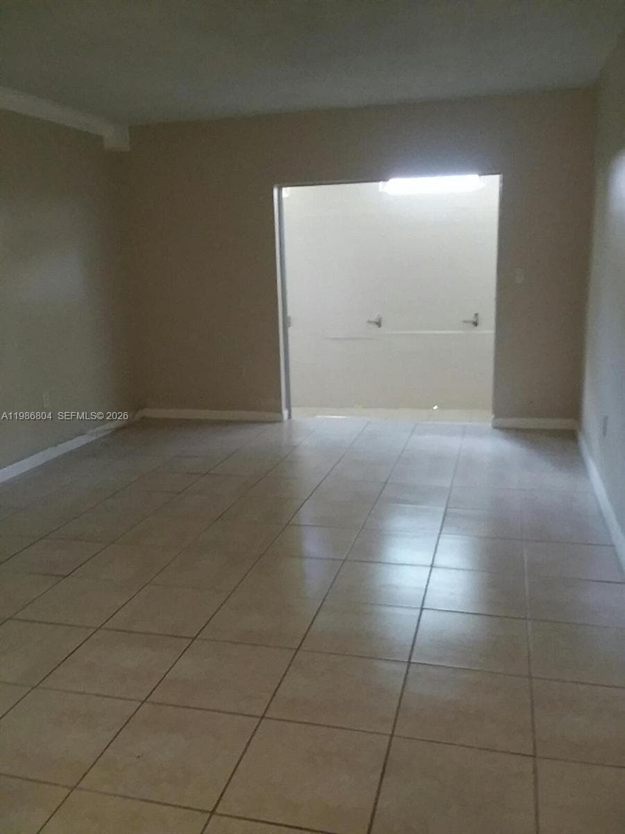 140 Royal Palm Rd # 107, Hialeah Gardens, FL 33016 — zdjęcie 3