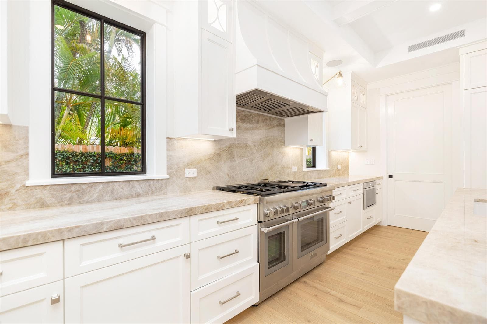 315 Avila Road, West Palm Beach, FL 33405 — zdjęcie 5