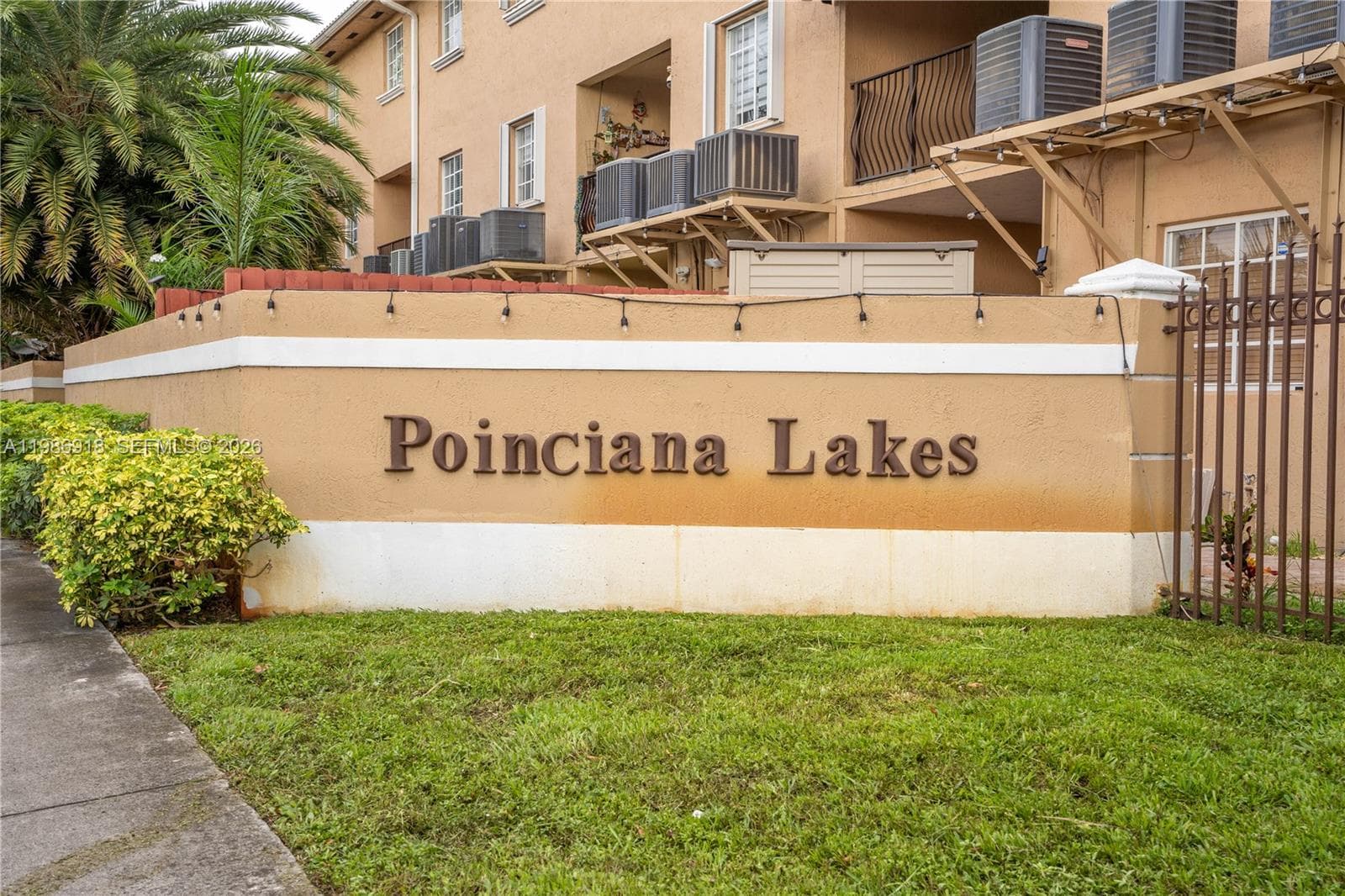 17425 NW 75th Pl # 101, Hialeah, FL 33015 — zdjęcie 3
